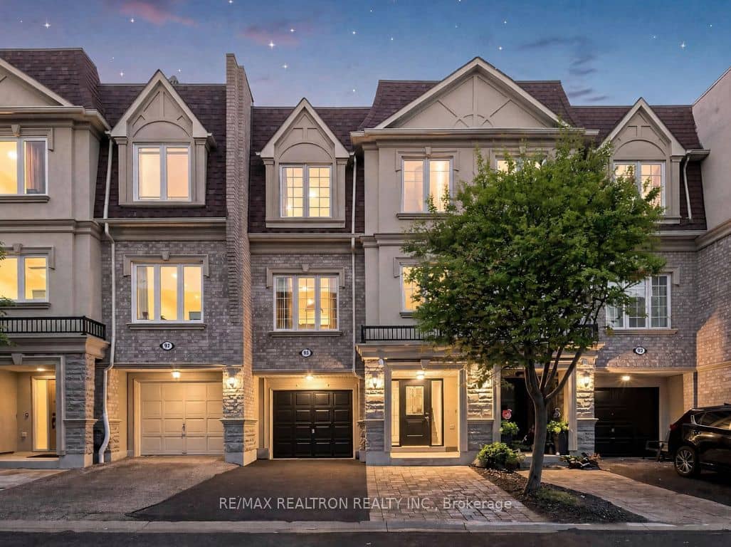 1250 St. Martins Drive 92, Pickering, ON L1W 0A2