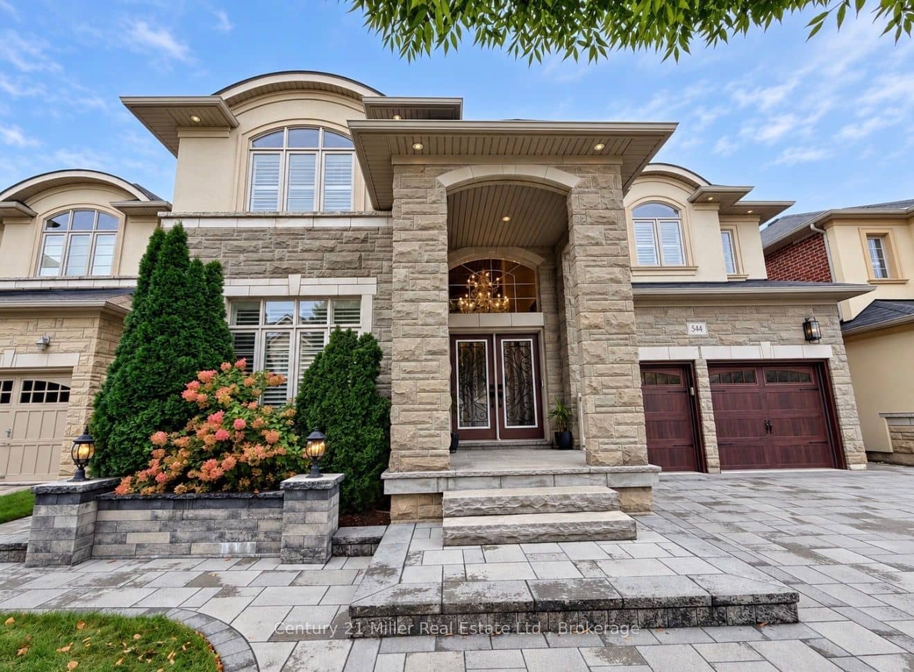 544 Bridgeview Road, Oakville, ON L6M 0P3