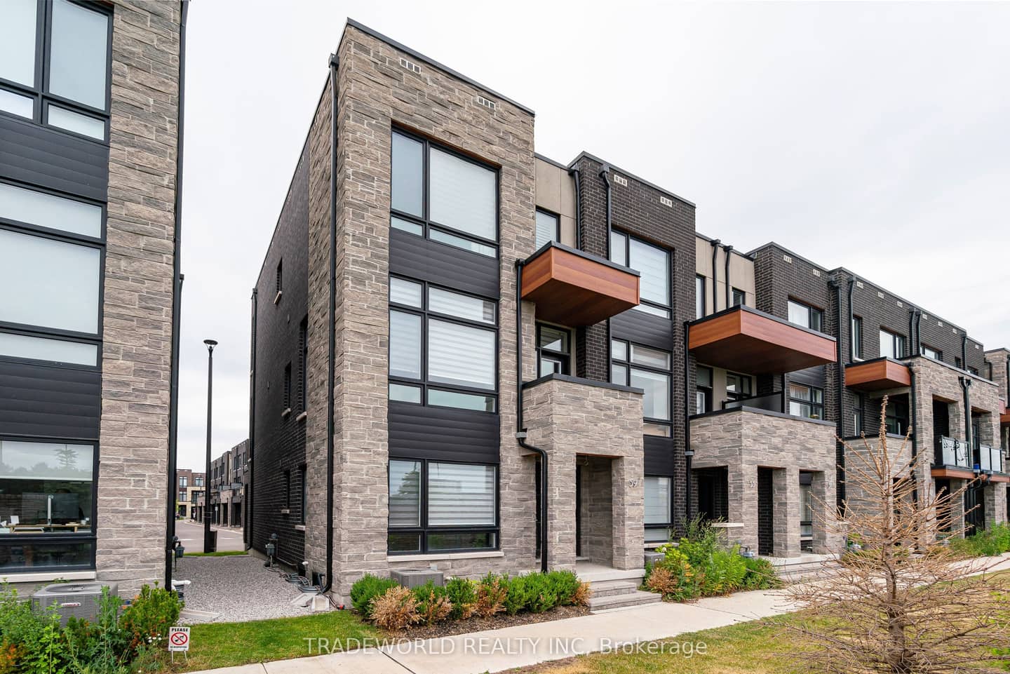 59 Carpaccio Avenue, Vaughan, ON L4H 4R5