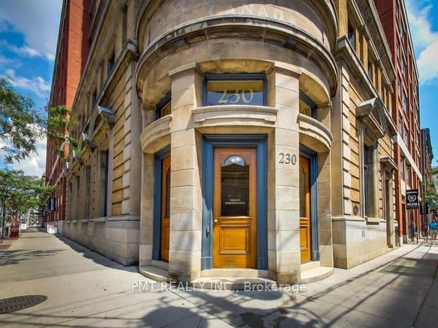 230 King Street E 803, Toronto, ON M5A 1K5