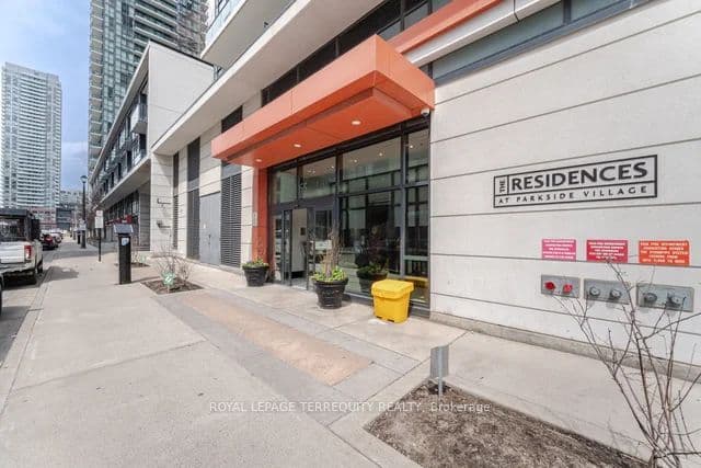 4065 Brickstone Mews 3007, Mississauga, ON L5B 0G3
