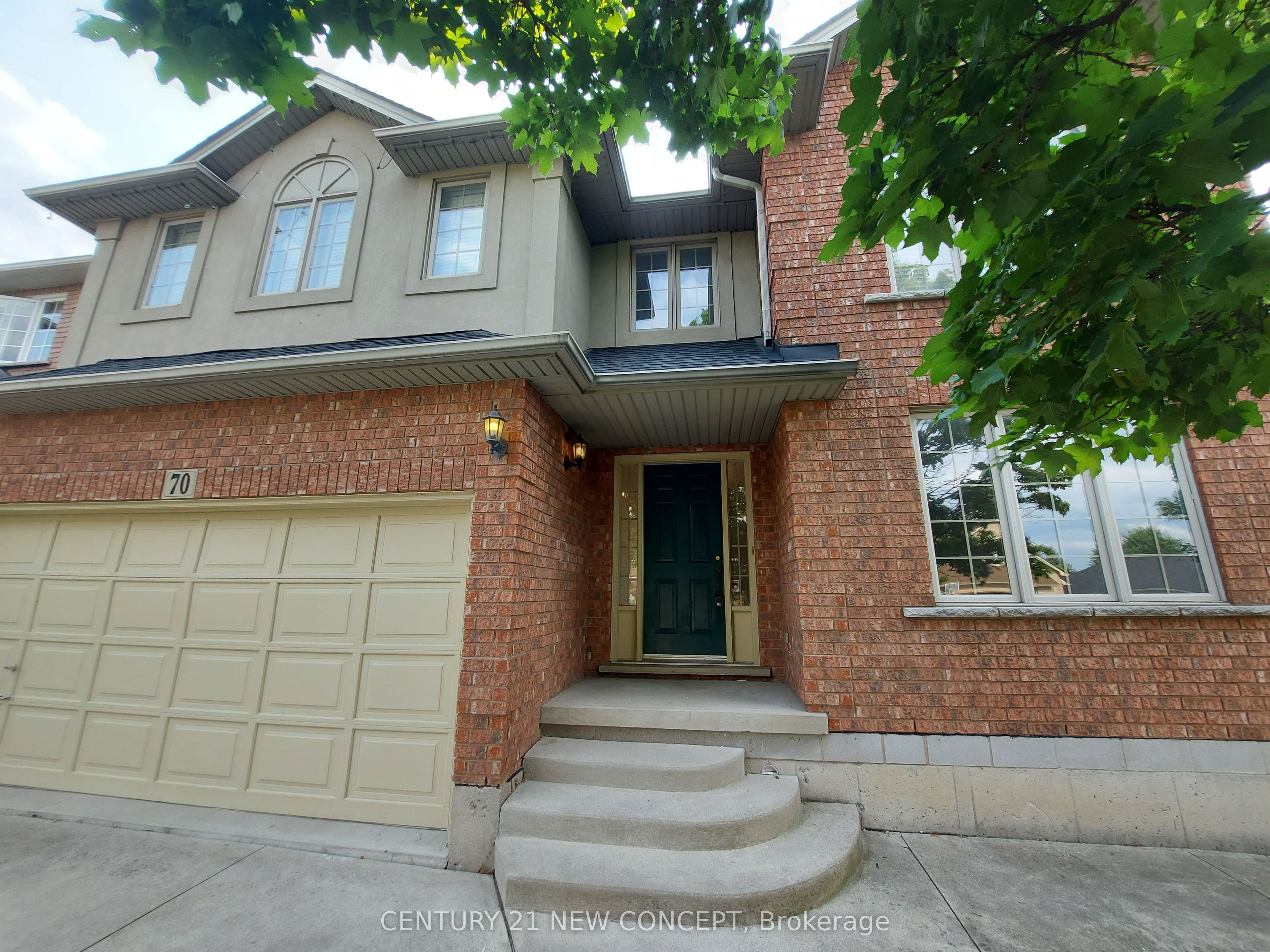 70 Cabriolet Crescent, Hamilton, ON L9K 1K6
