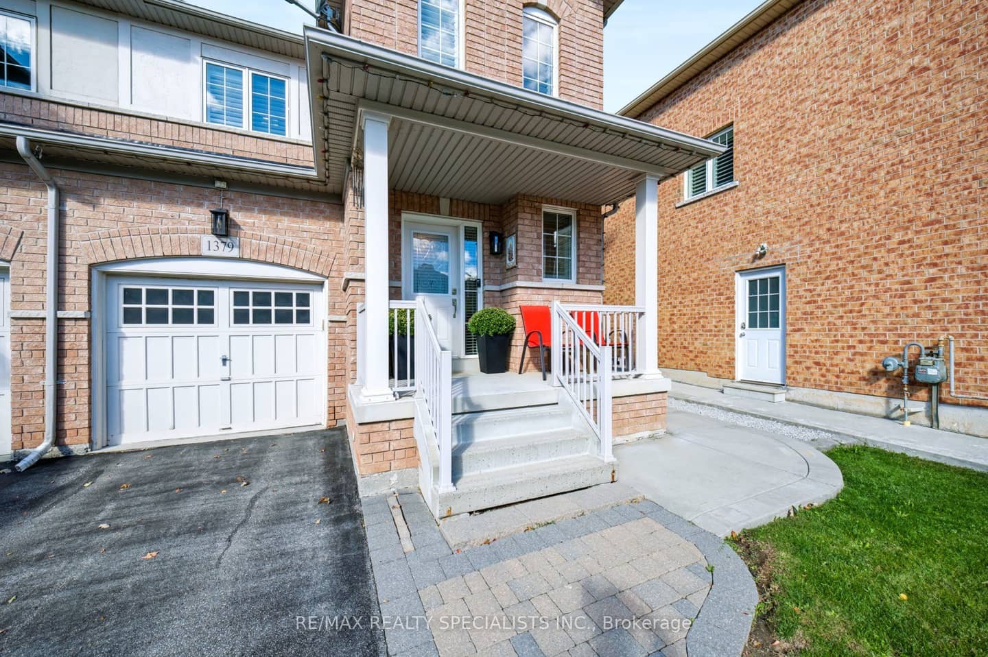 1379 Brandon Terrace, Milton, ON L9T 7R4
