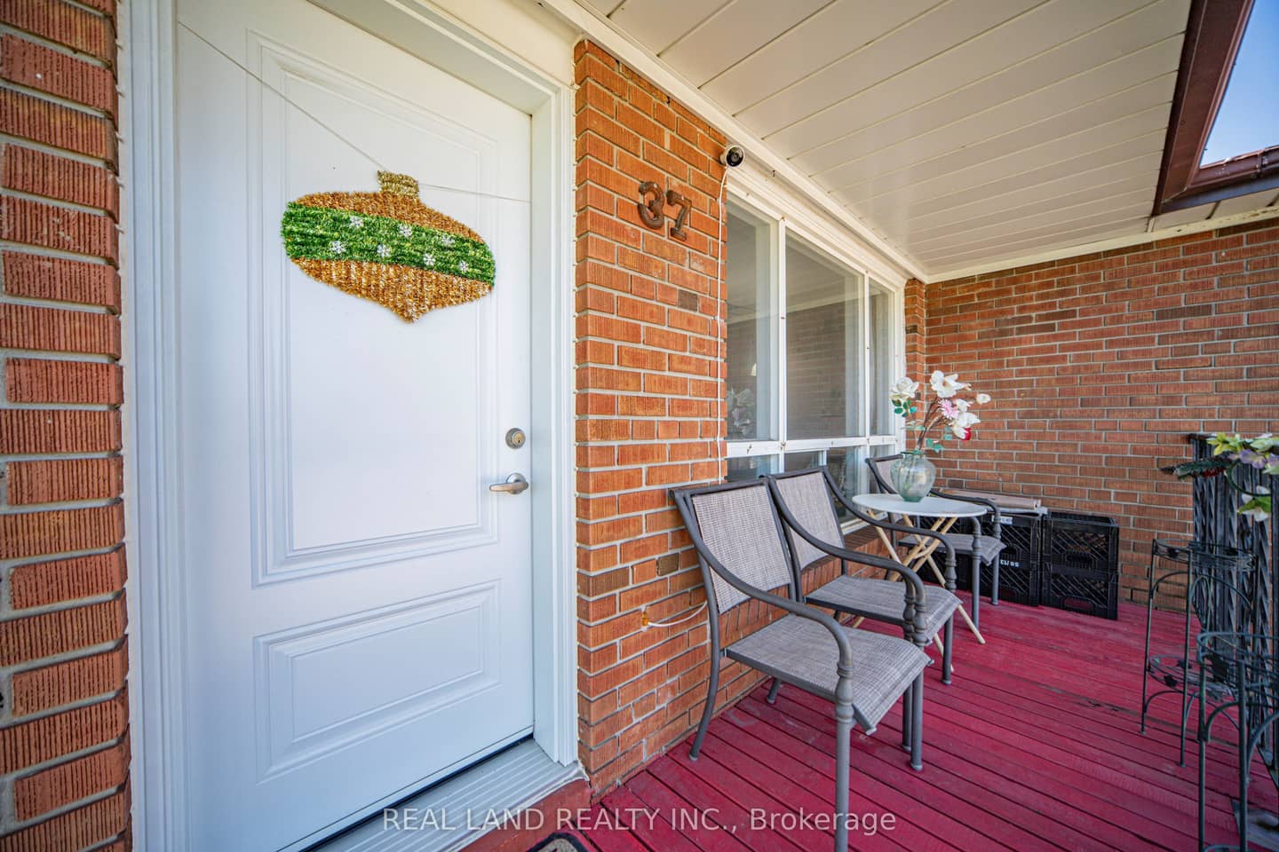 37 Pawnee Avenue, Toronto, ON M2H 3C6