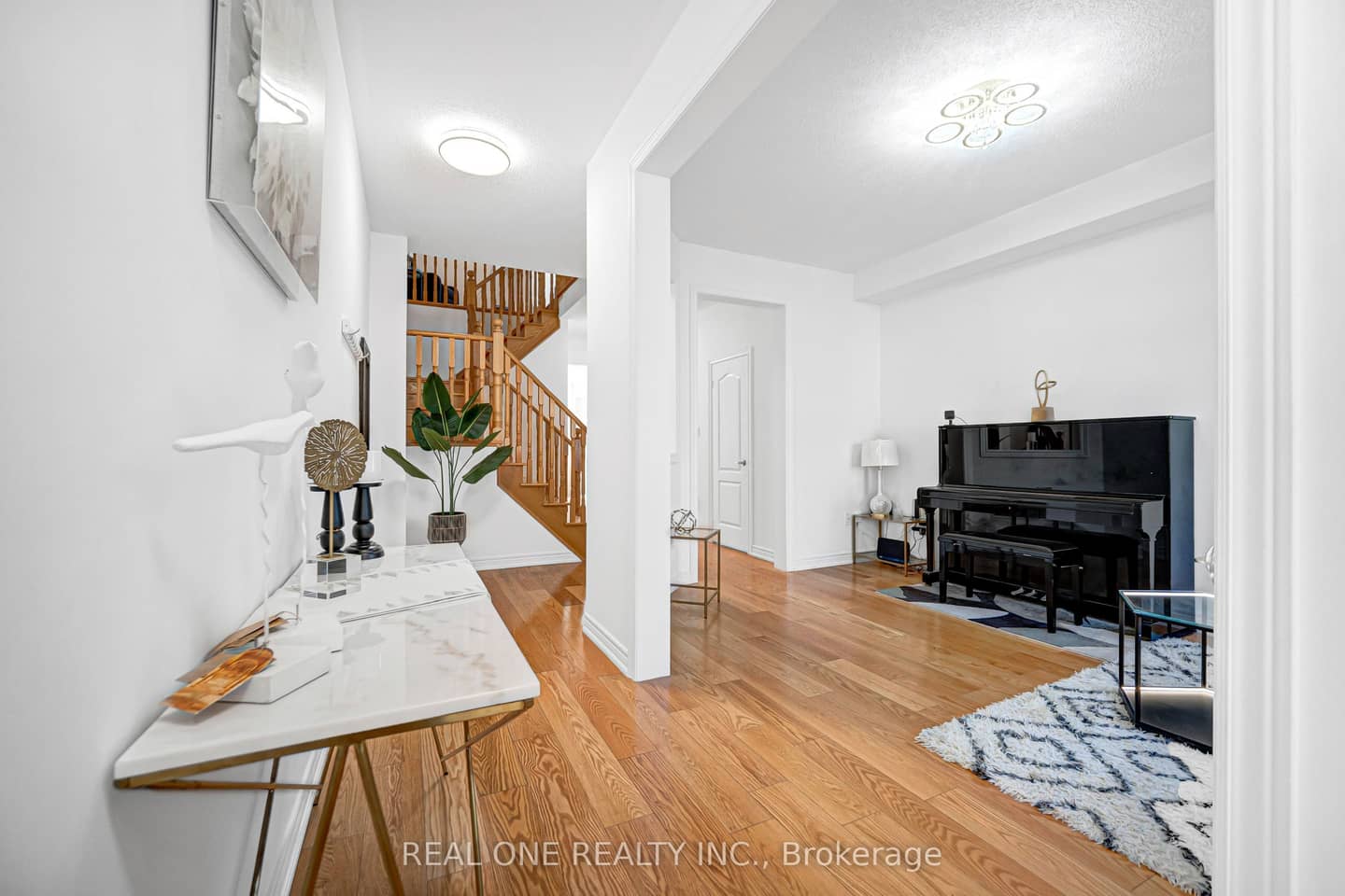 19 Begonia Street, Markham, ON L6E 0N3