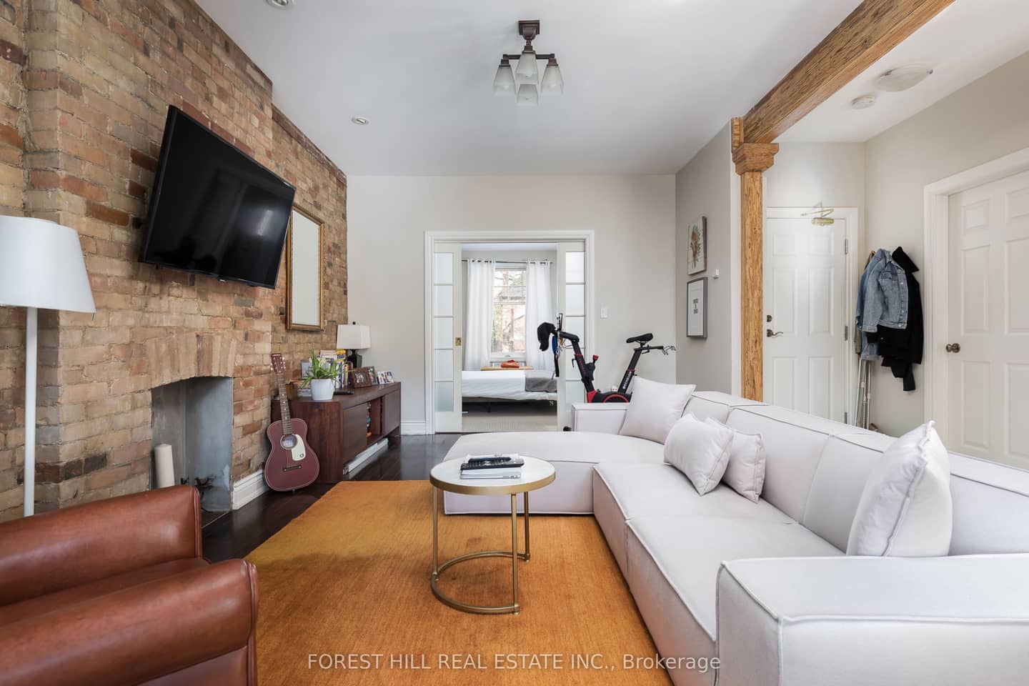 105 Balmoral Avenue, Toronto, ON M4V 1J5