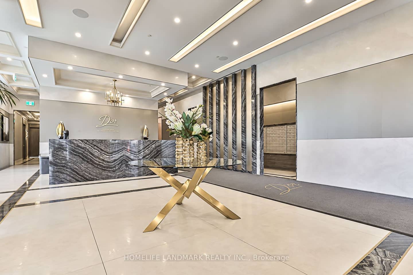 10 Gatineau Drive 210, Vaughan, ON L4J 0L2