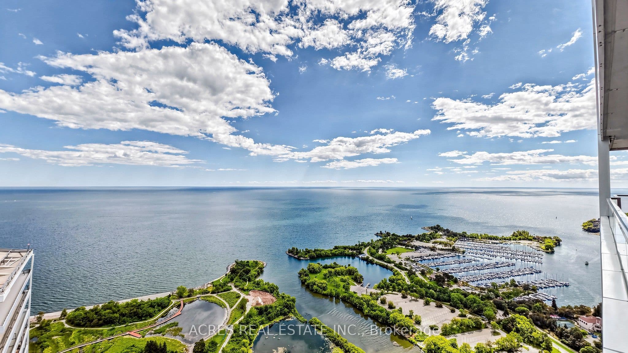 30 SHORE BREEZE Drive 5806, Toronto, ON M8V 0J1