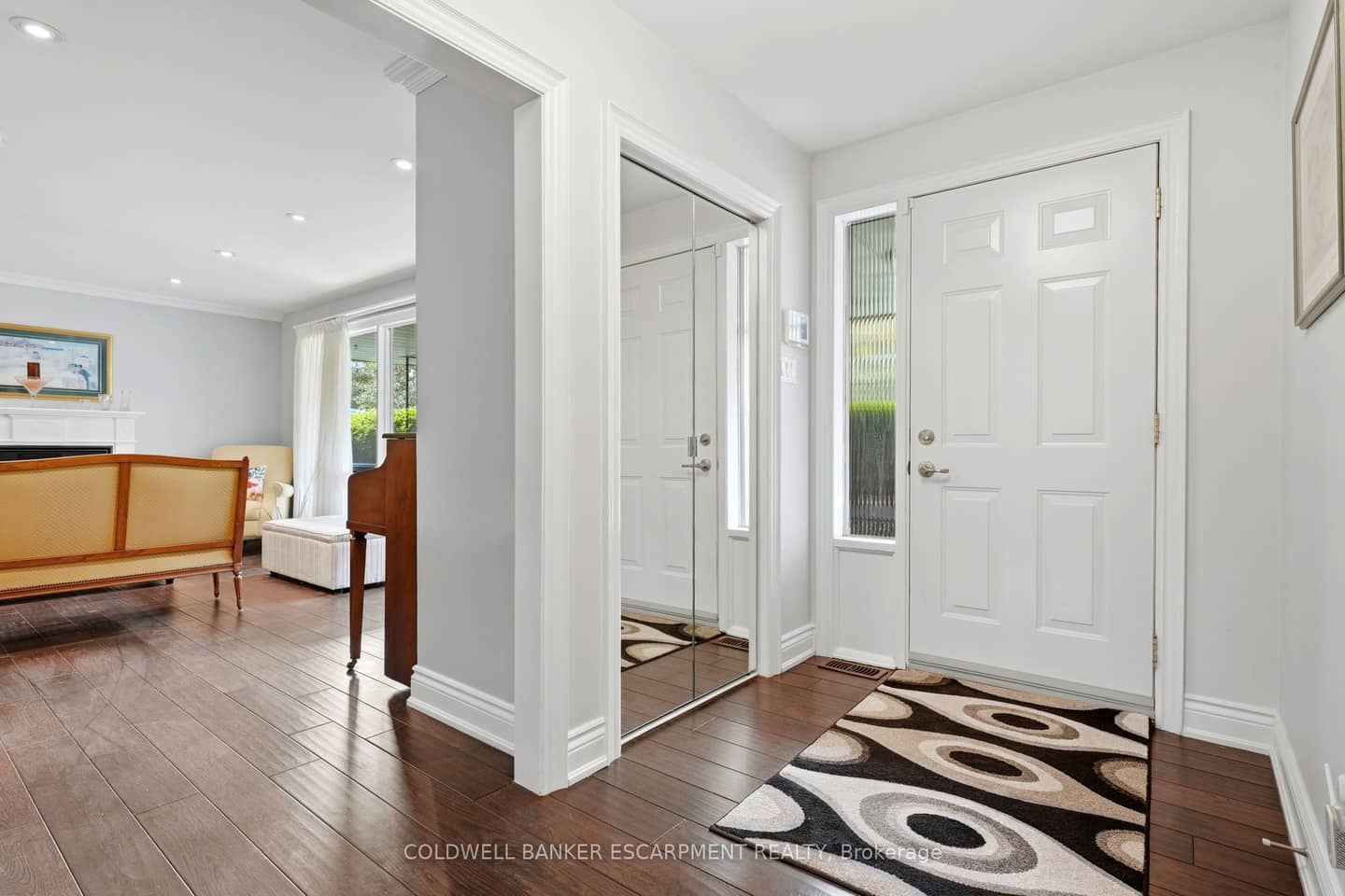 20 Princess Anne Drive, Halton Hills, ON L7G 2B9