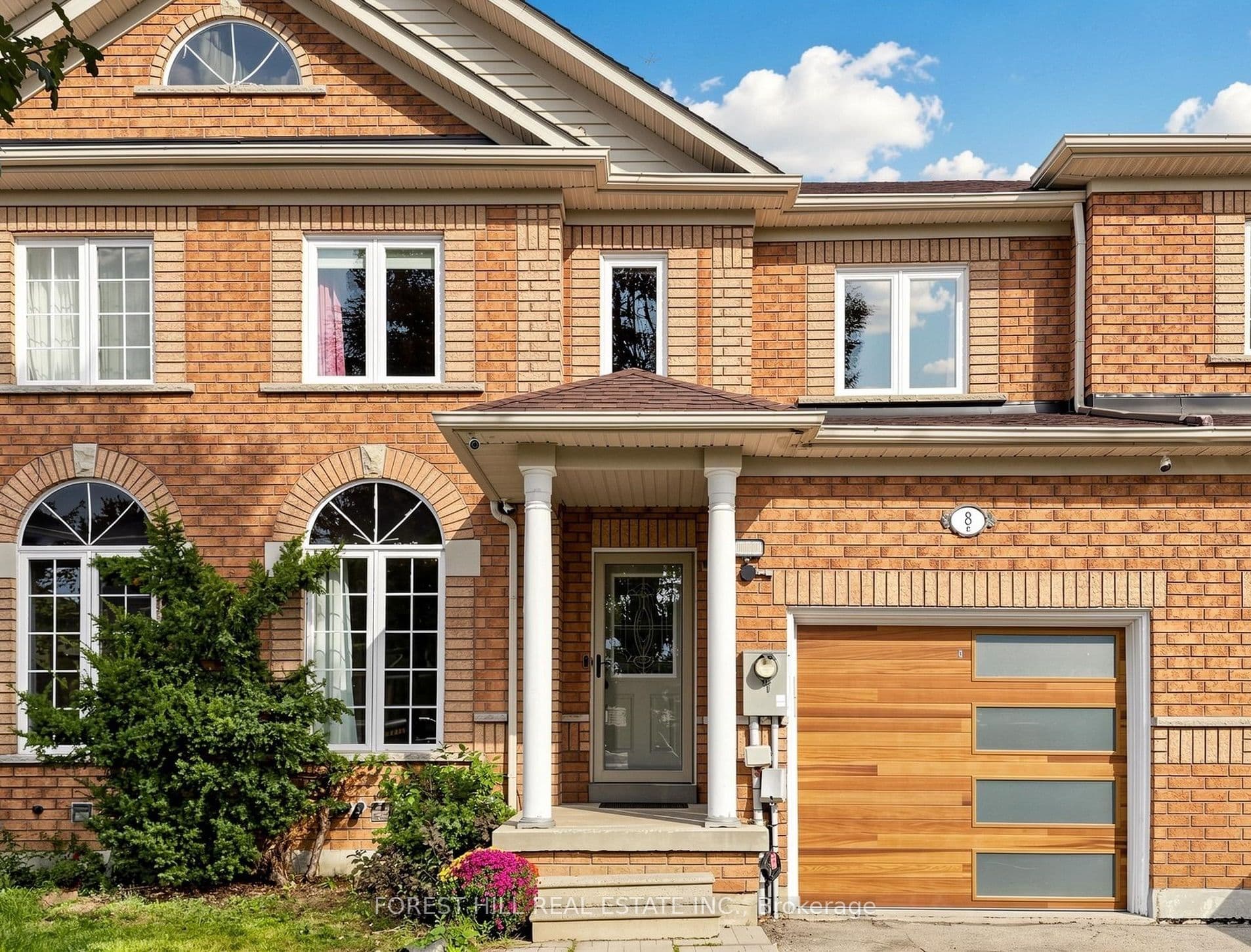8 Bullrush Drive, Vaughan, ON L4H 2V9
