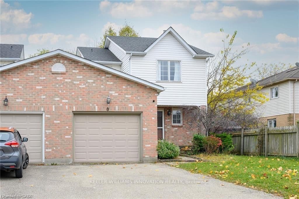 8 Buss Court, Thorold, ON L2V 5B1