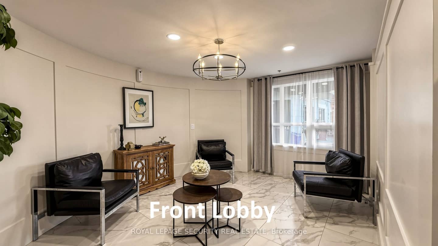 8026 Kipling Avenue #406, Vaughan, ON L4L 2A1