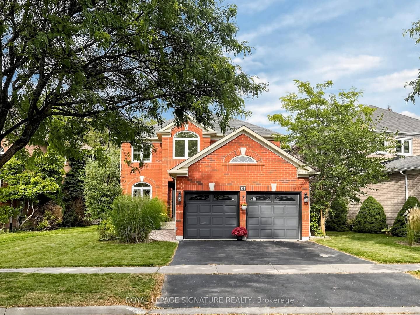 81 Pinnacle Trail, Aurora, ON L4G 7G6