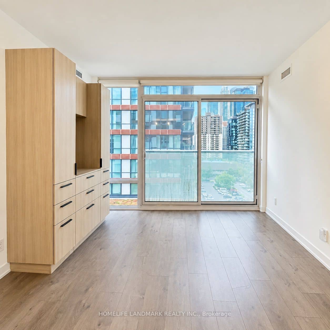 501 Yonge Street 905, Toronto, ON M4Y 0G8