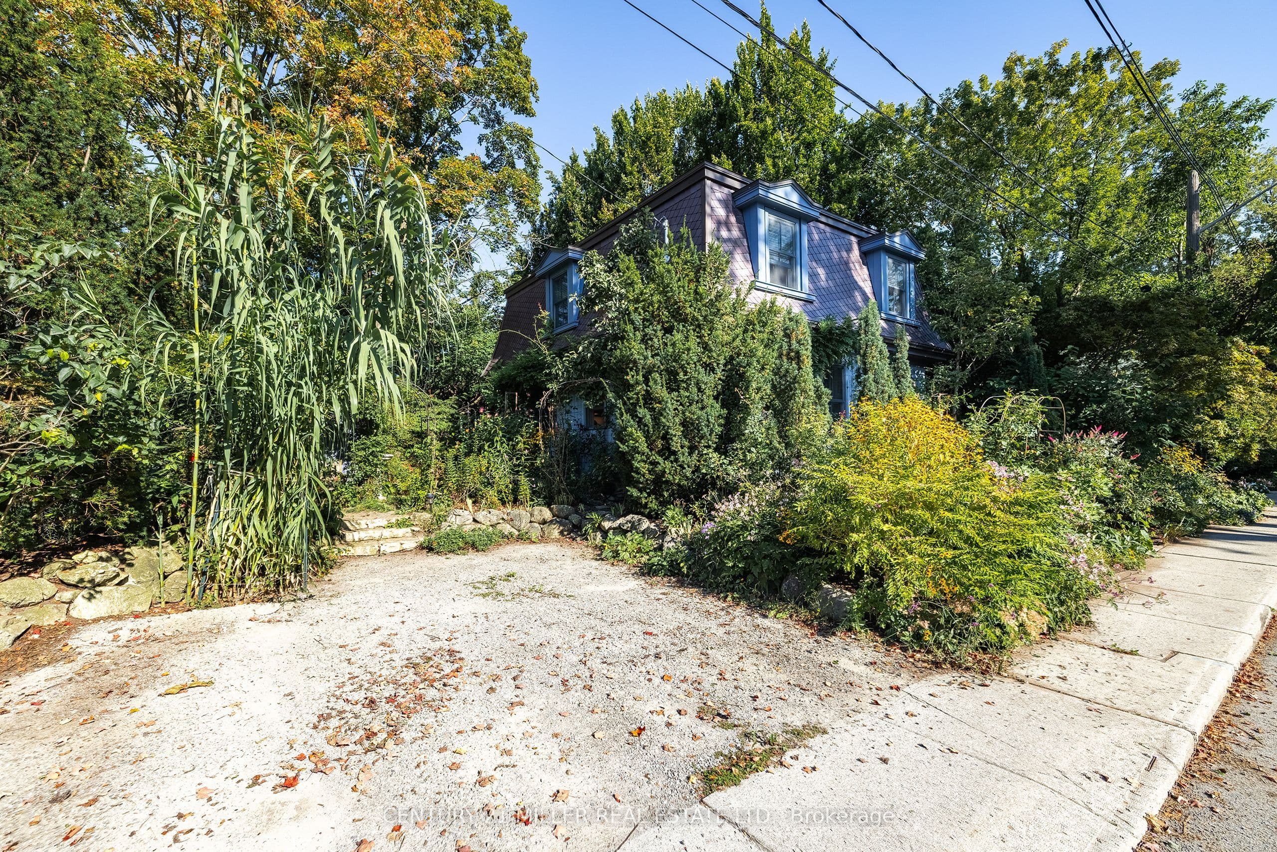 43 Burnet Street, Oakville, ON L6K 1B6