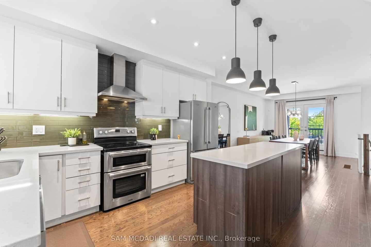 1120 Beachcomber Road, Mississauga, ON L5G 0B5