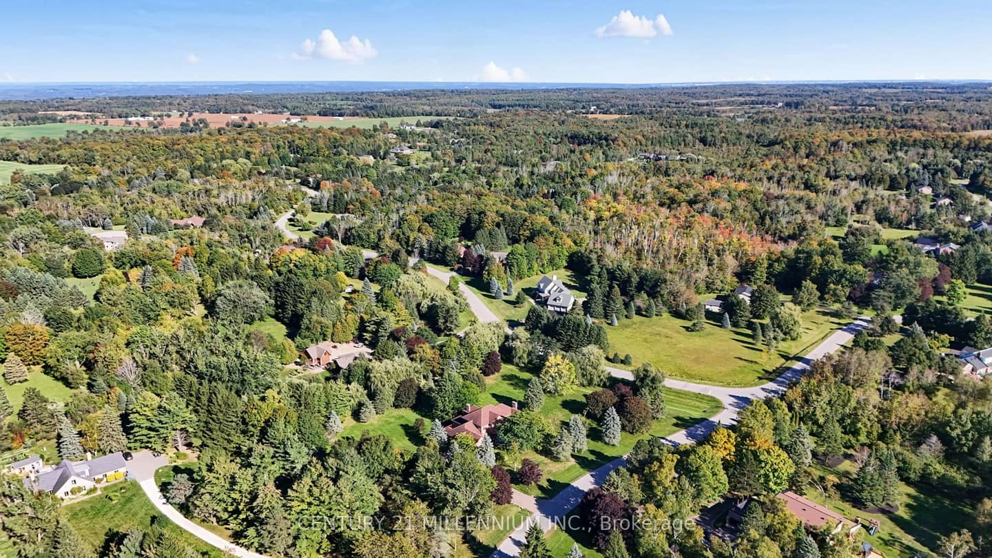 16 Tanglewood Drive, Caledon, ON L7K 0K6