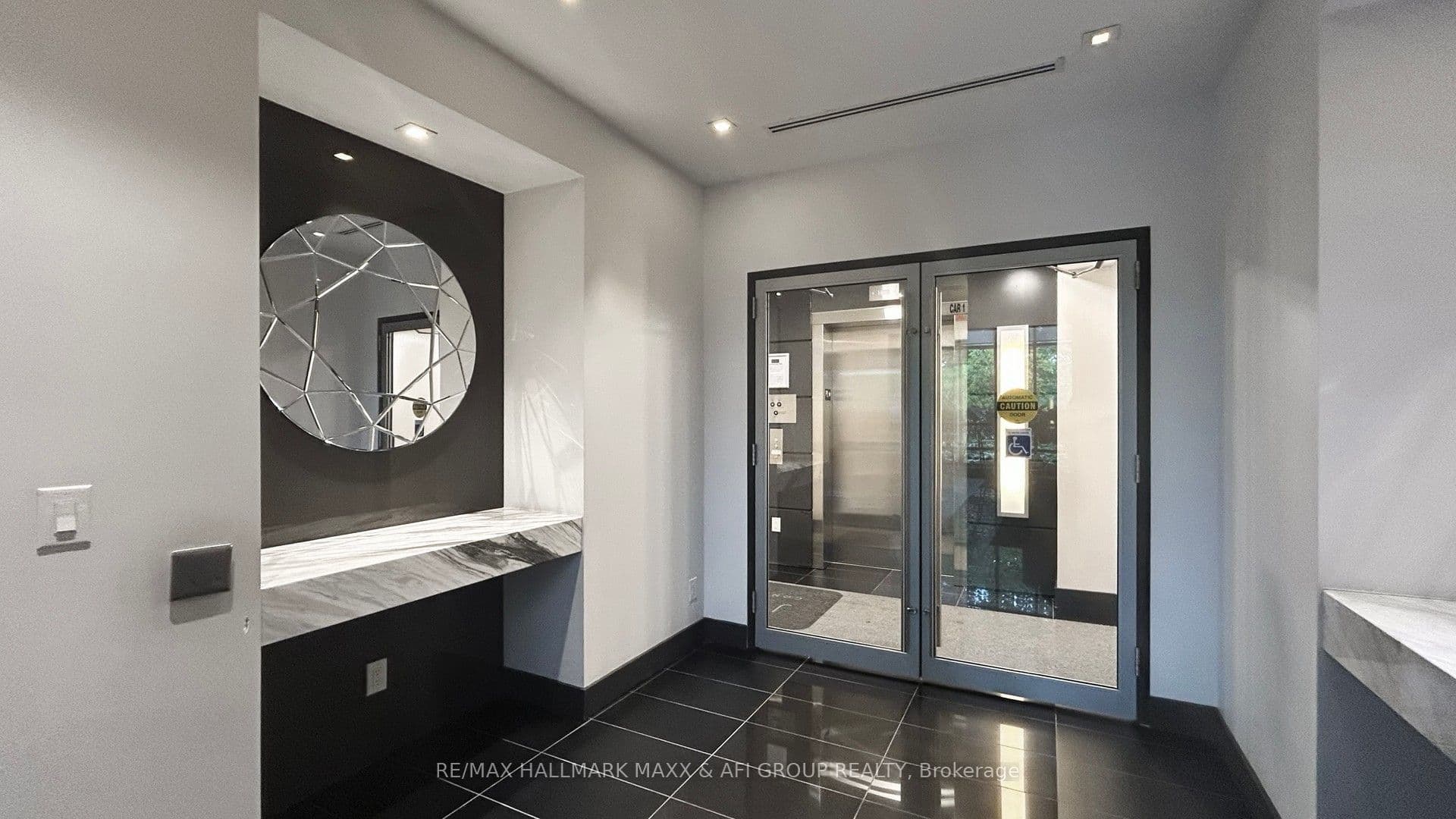 399 Spring Garden Avenue 617, Toronto, ON M2N 3H6