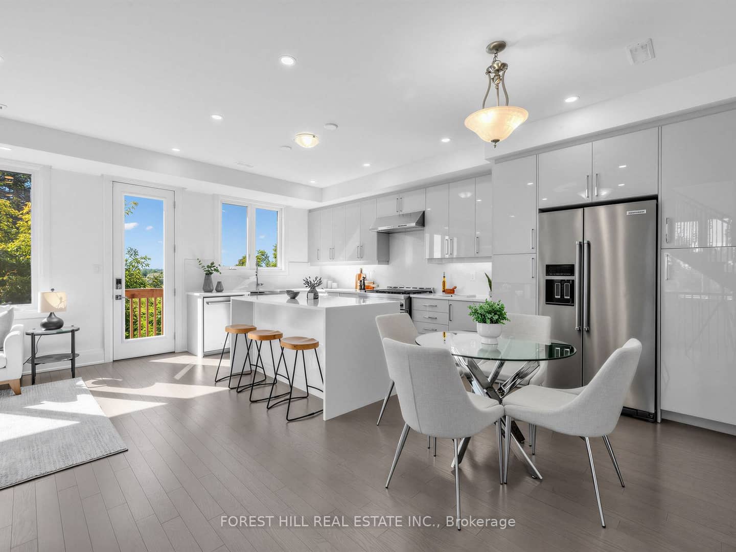 2996 Weston Road, Toronto, ON M9M 2S7