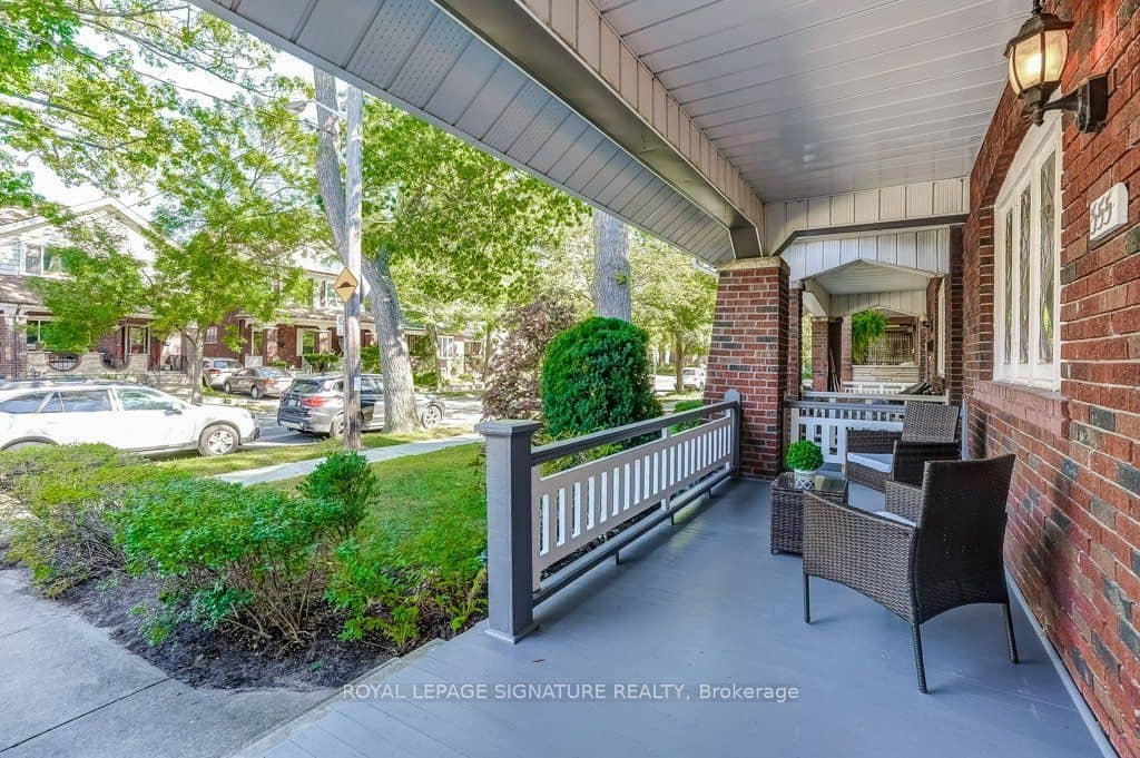 355 Wolverleigh Boulevard, Toronto, ON M4C 1S7