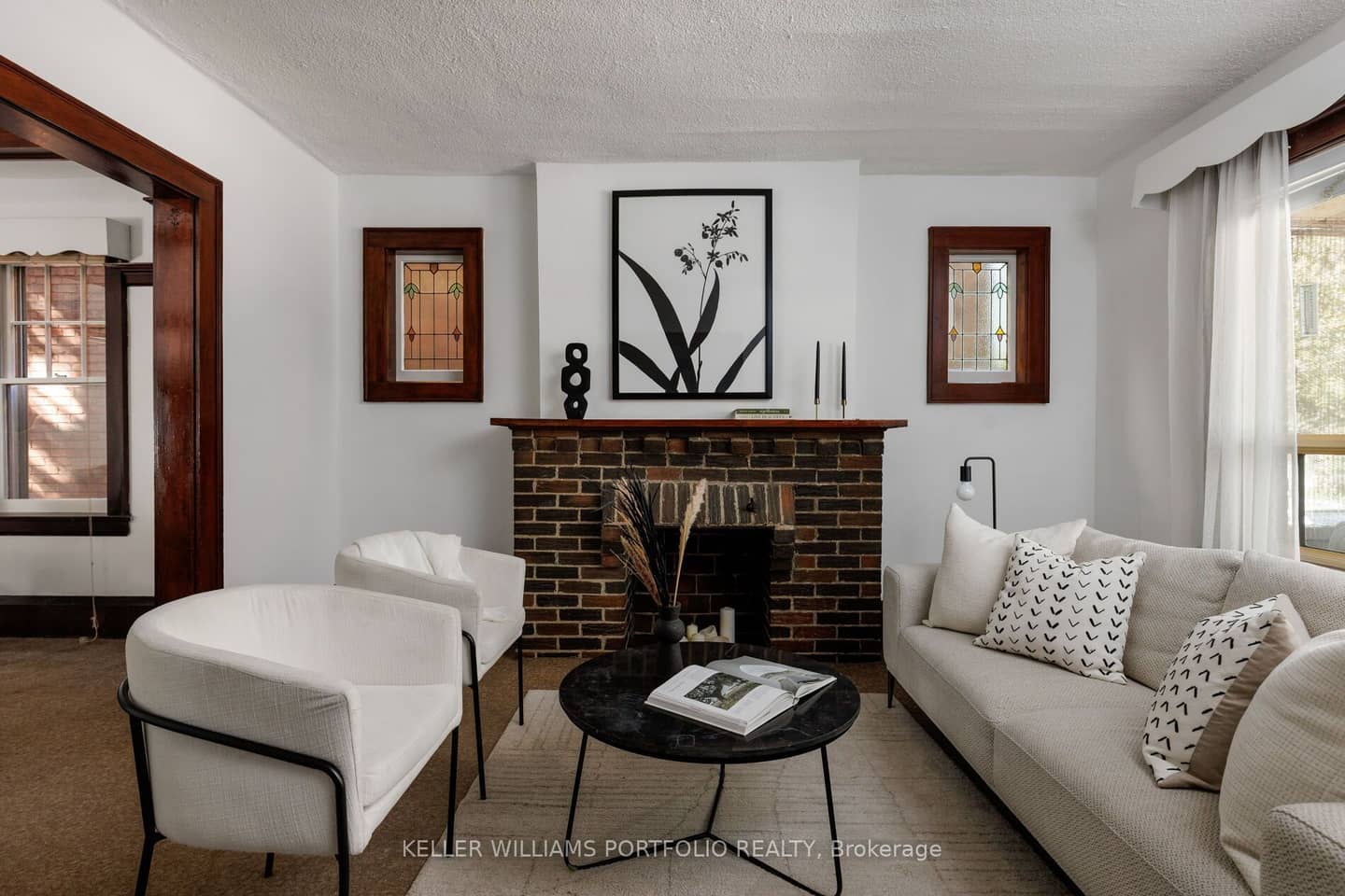 279 Garden Avenue, Toronto, ON M6R 1J4