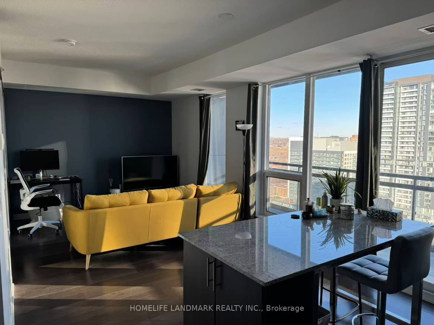 225 Sackville Street 1901, Toronto, ON M5A 3H1