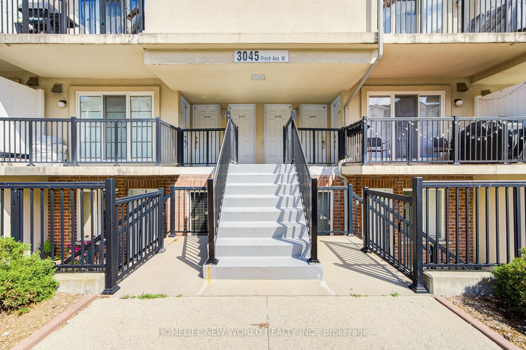 3045 Finch Avenue W 2087, Toronto, ON M9M 0A5