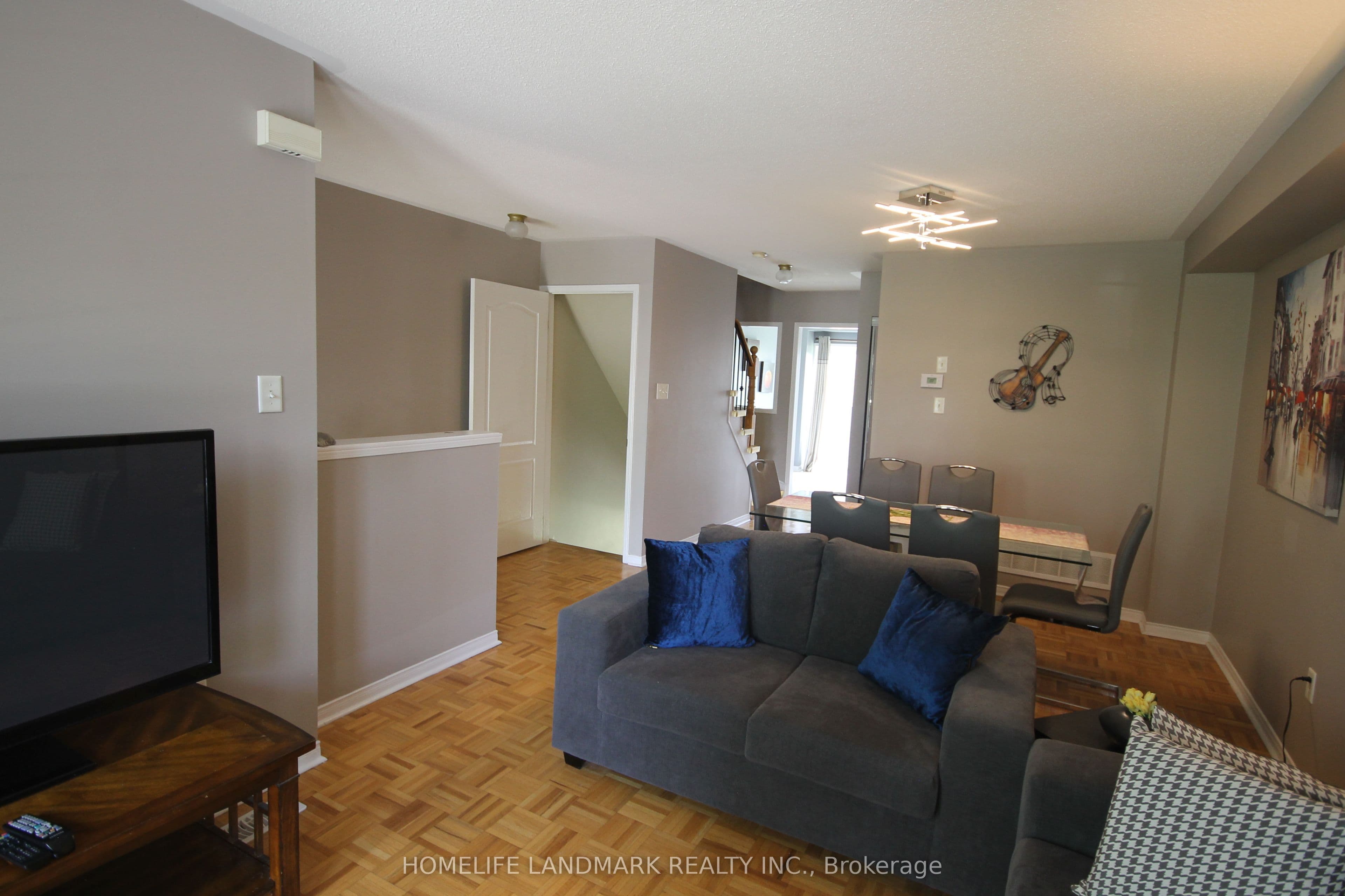 4950 Albina Way 28, Mississauga, ON L4Z 4J4