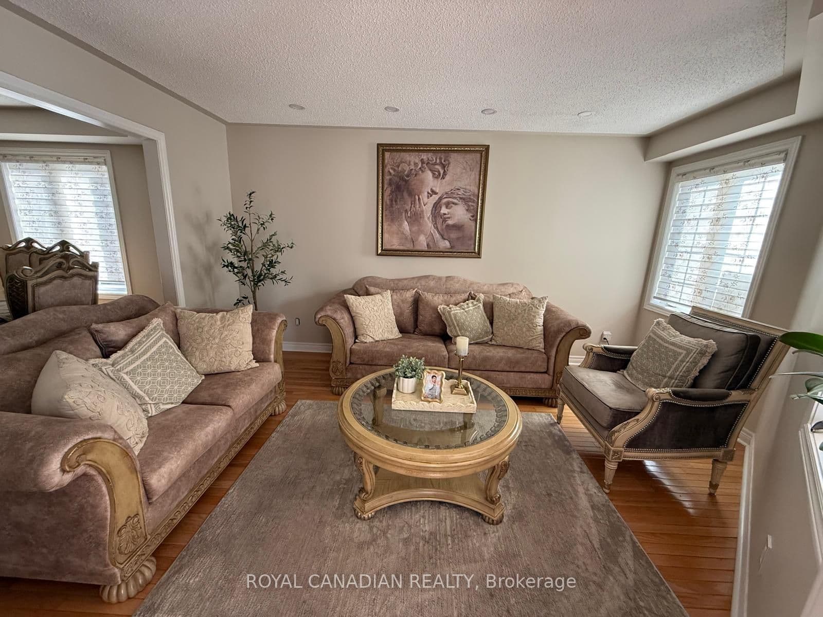 42 Cobblestone Court, Brampton, ON L6R 2S2