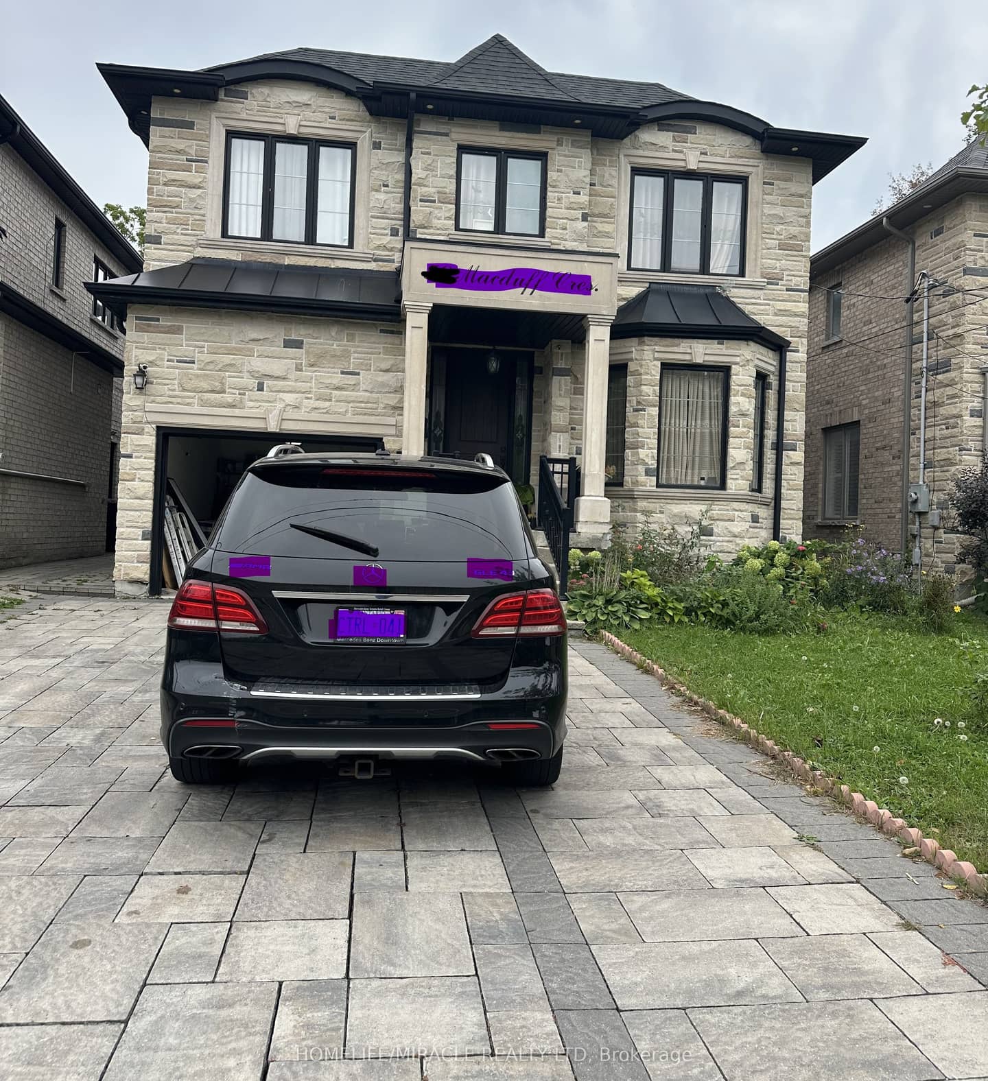 59 Macduff Crescent, Toronto, ON M1M 3K2