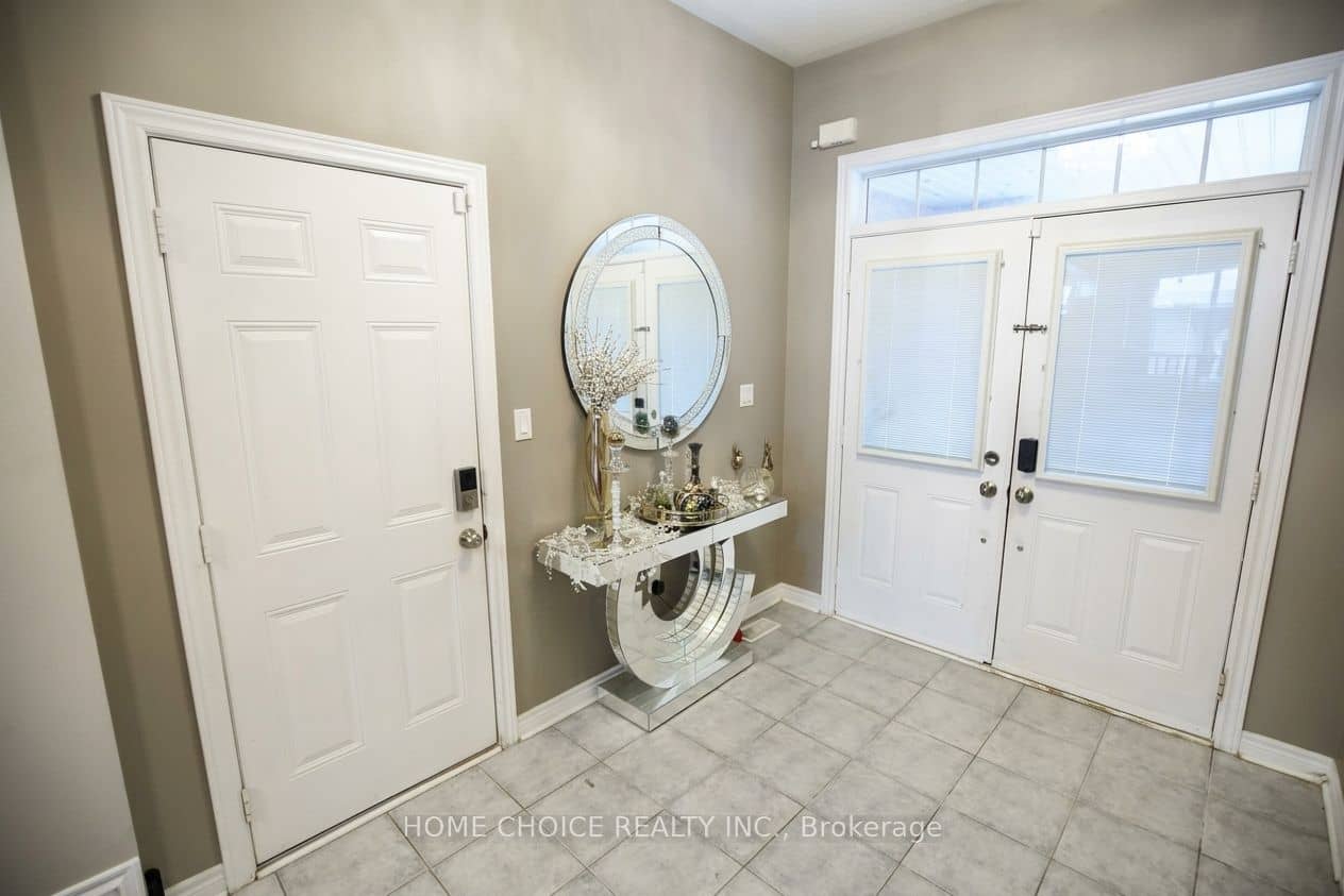 3275 Stalybridge Drive 34, Oakville, ON L6M 0L2