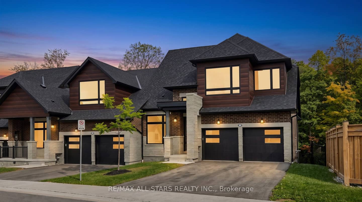 1 Lois Torrance Trail, Uxbridge, ON L9P 0R9