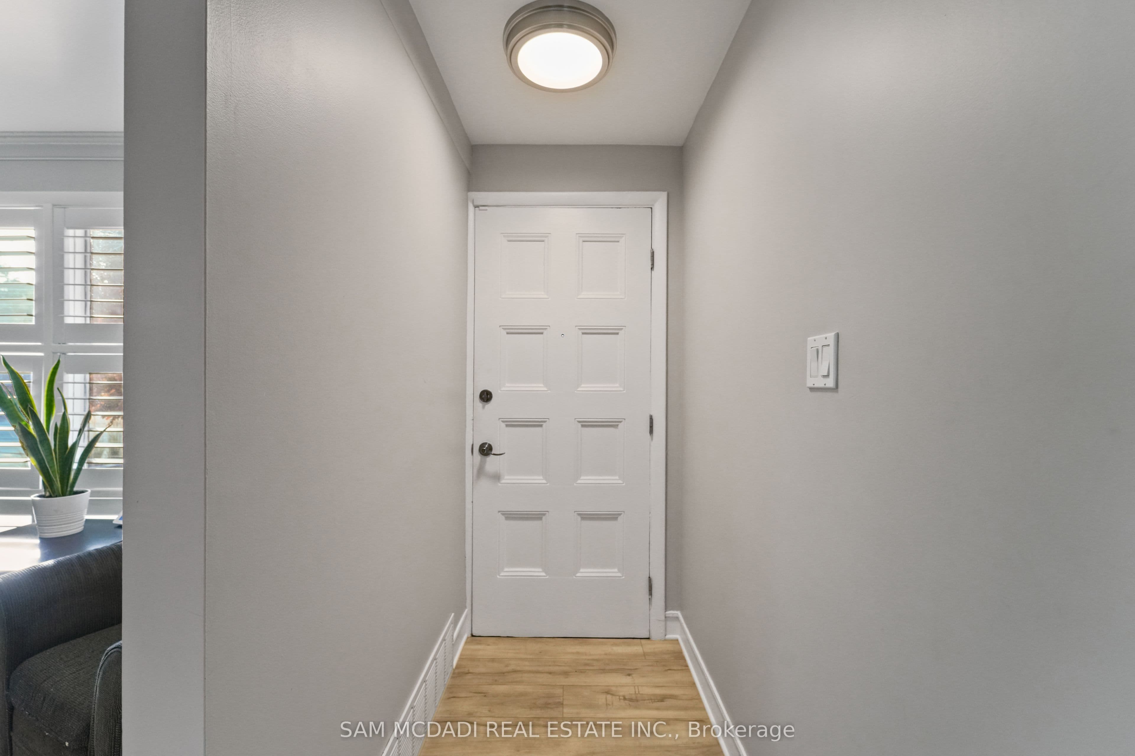 1140 Halliday Avenue, Mississauga, ON L5E 1P9