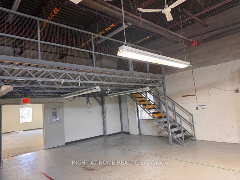 120 Midwest Road 1-2, Toronto, ON M1P 3A9