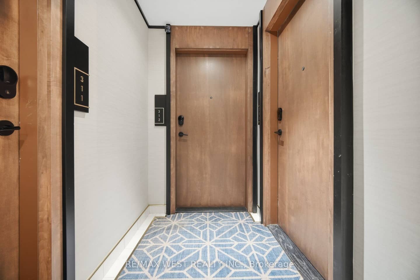 120 Eagle Rock Way 312, Vaughan, ON L6A 5C2