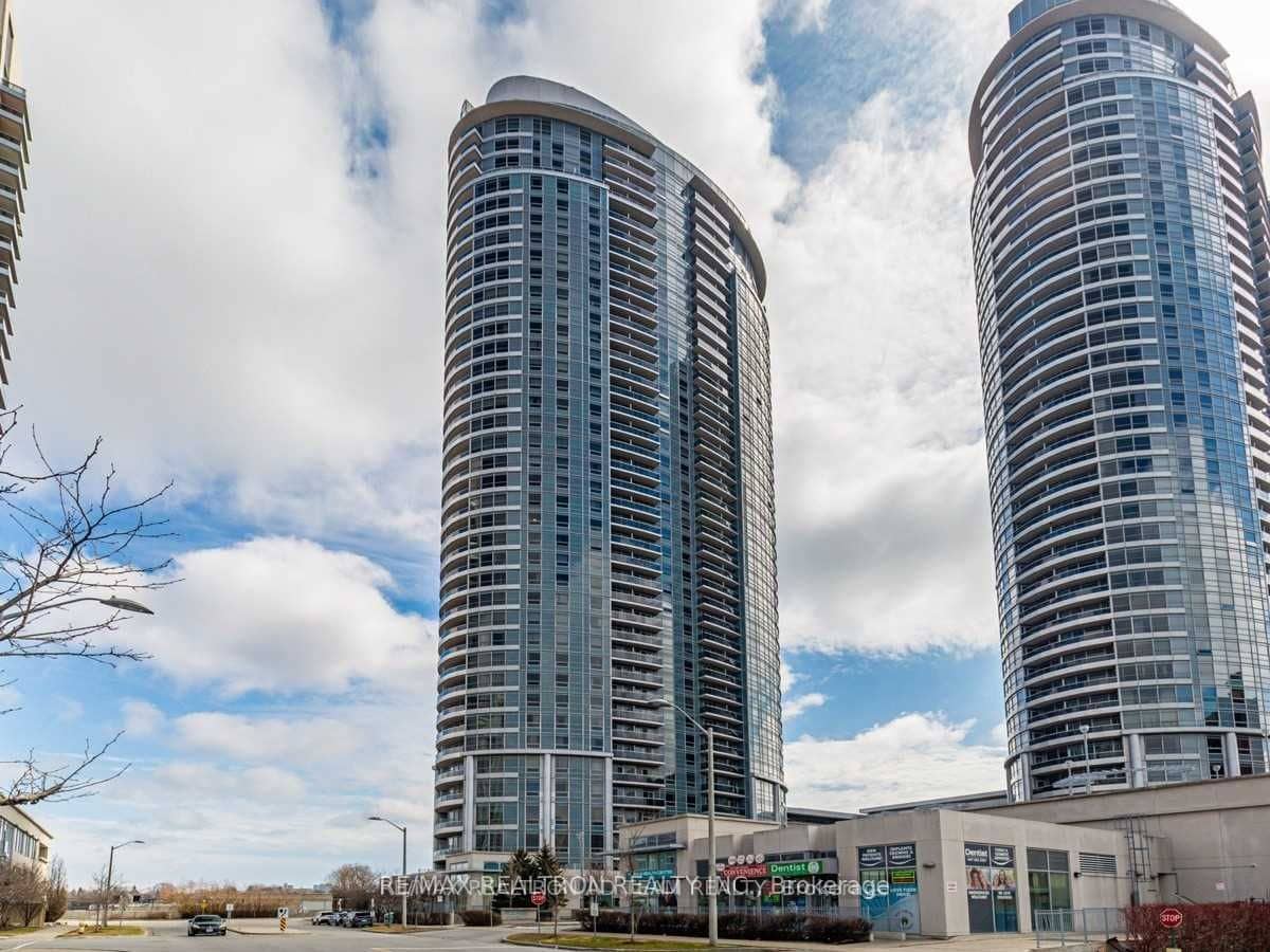 135 Village Green Square 1315, Toronto, ON M1S 0G4