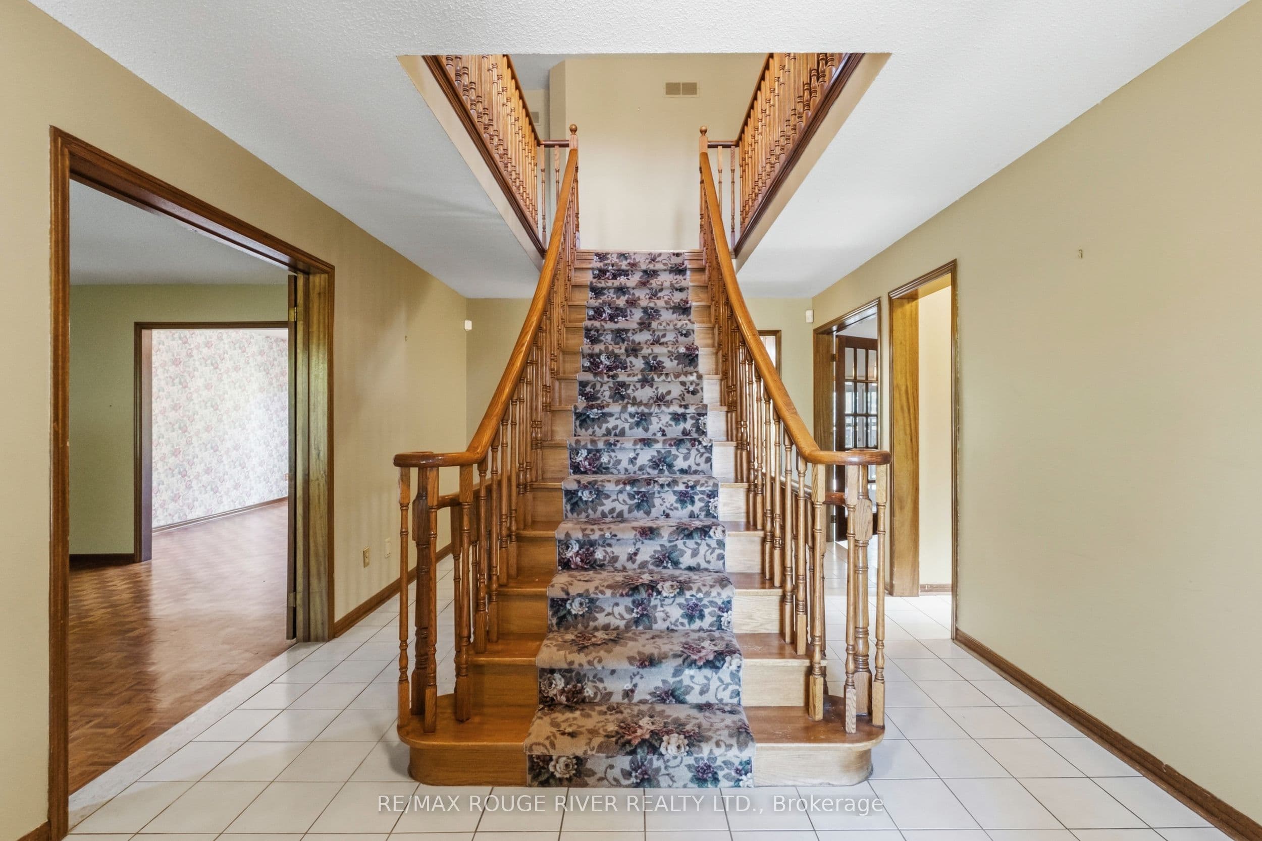 35 Kingswood Drive, Clarington, ON L1E 1G4