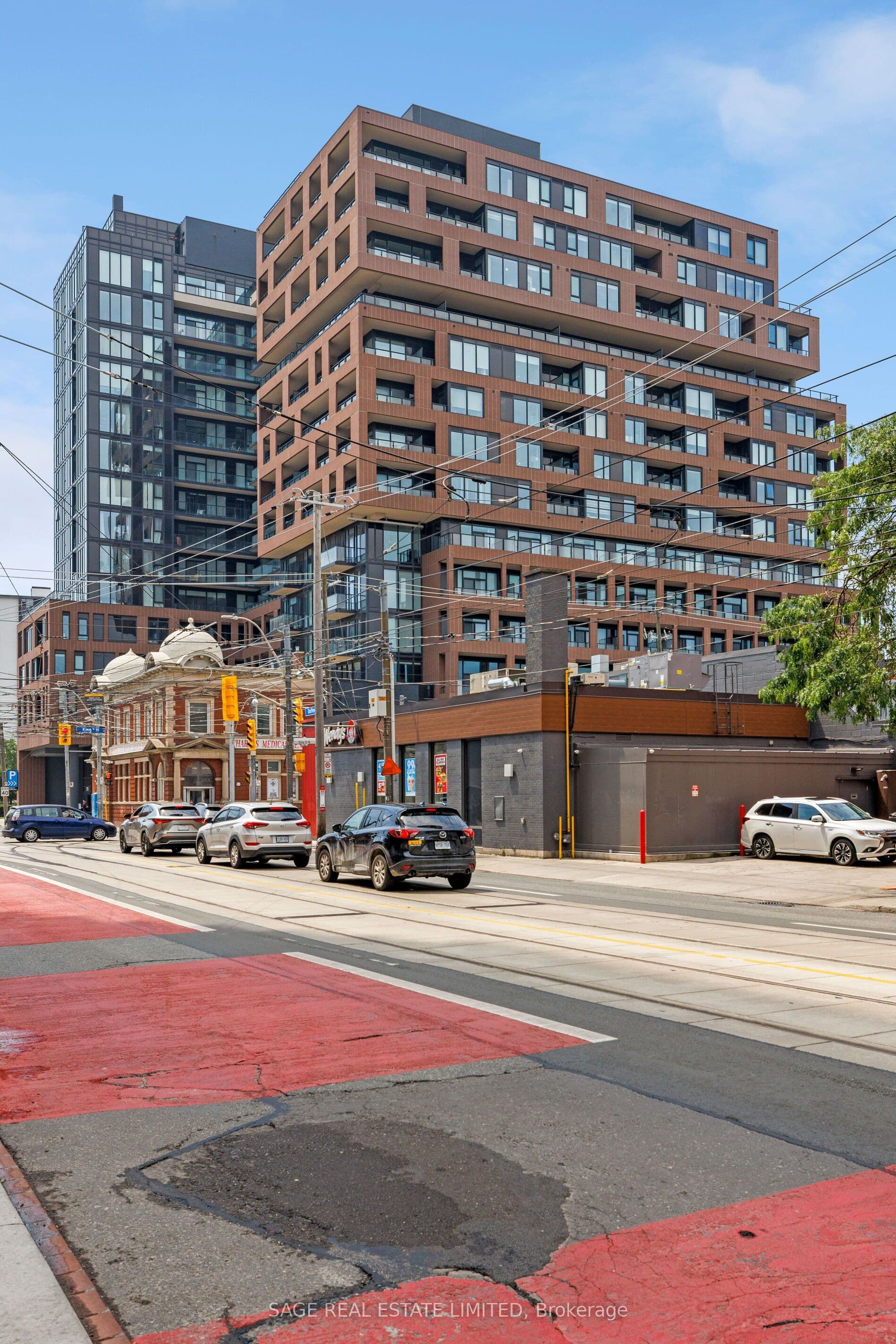 270 Dufferin Street 1012, Toronto, ON M6K 0H8