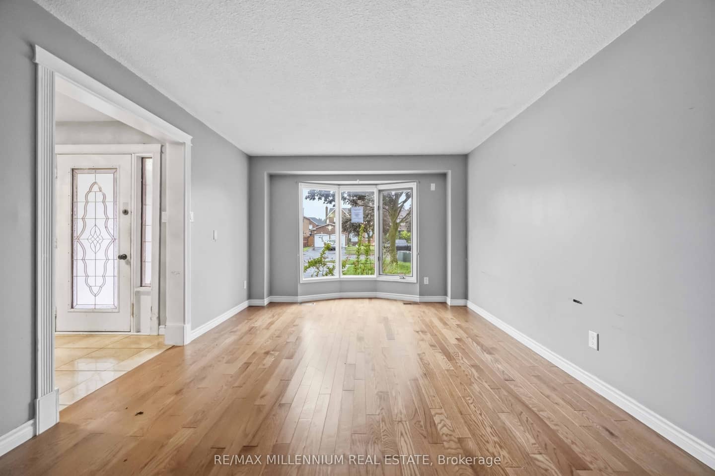 113 Glenabbey Drive, Clarington, ON L1E 2B6