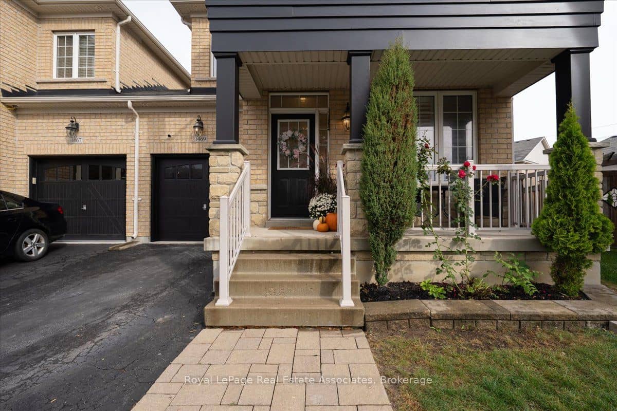 1469 Haws Crescent, Milton, ON L9T 8V2