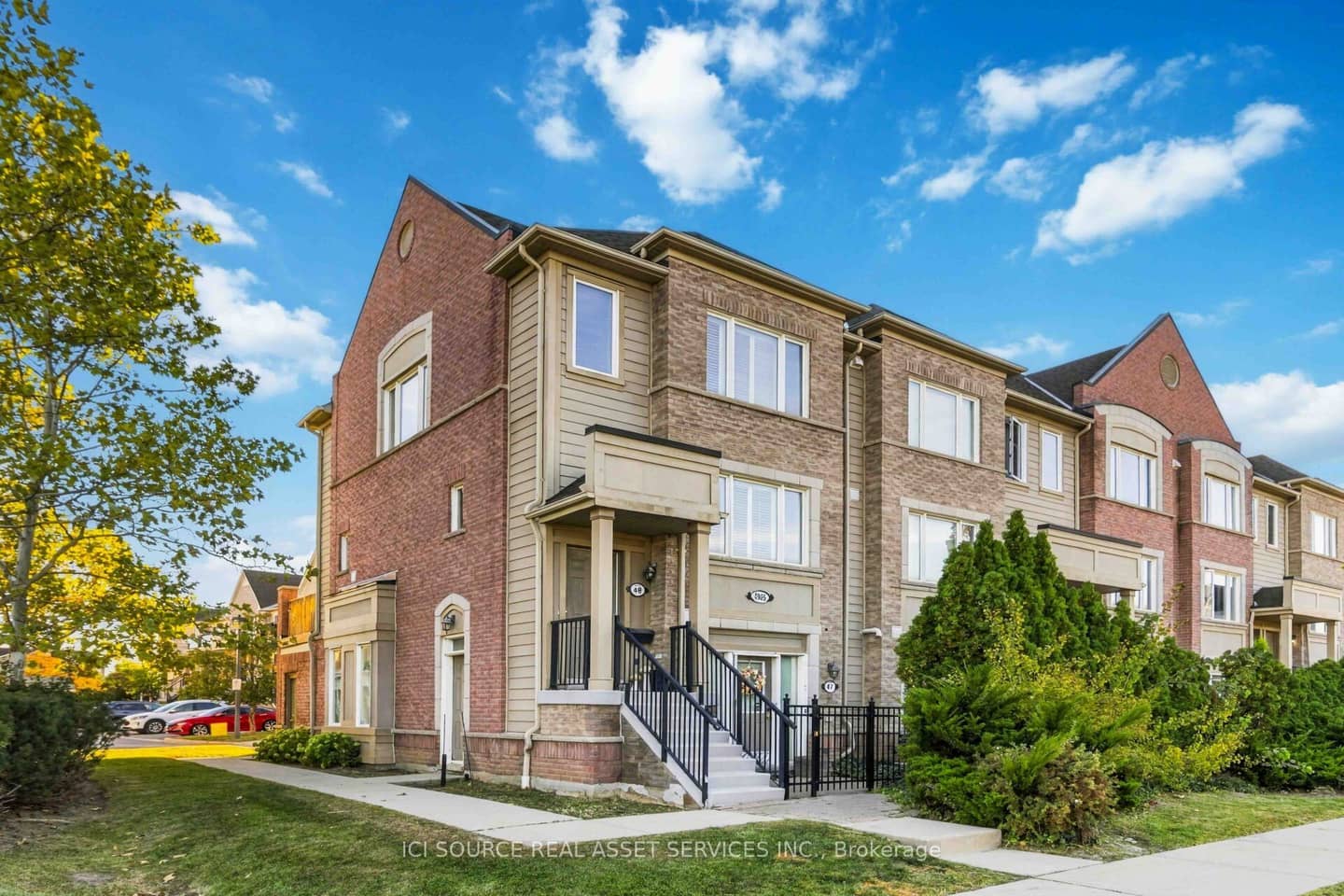 4985 Southampton Drive 48, Mississauga, ON L5M 8C6