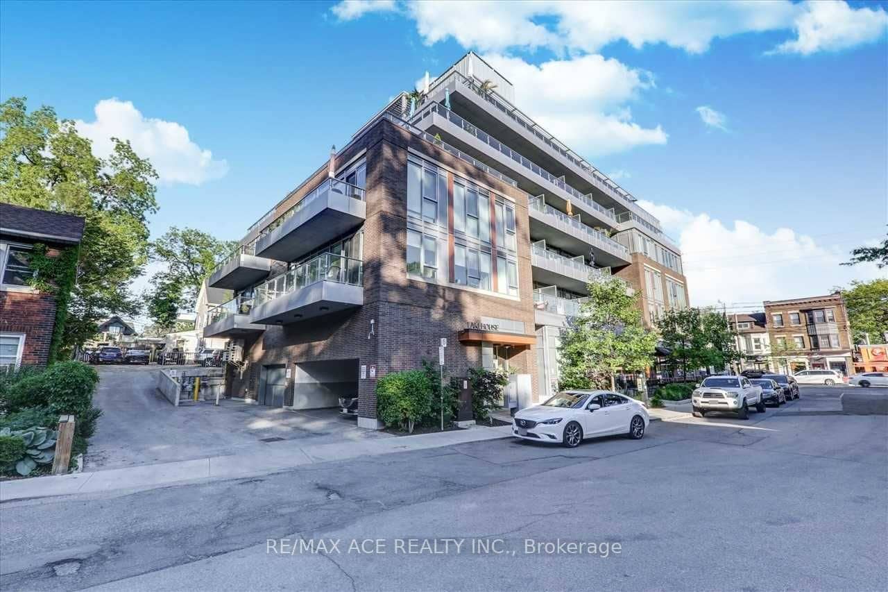 1960 Queen Street 206, Toronto, ON M4L 1H8
