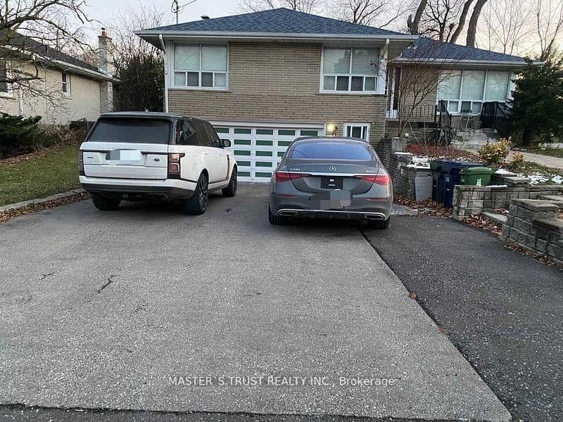 1 Winlock Park Bsmt, Toronto, ON M2M 1Z1