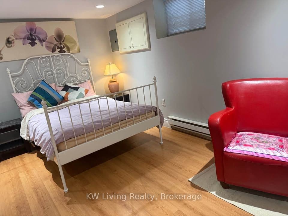 1097 Warden Avenue RM, Toronto, ON N1R 2P5