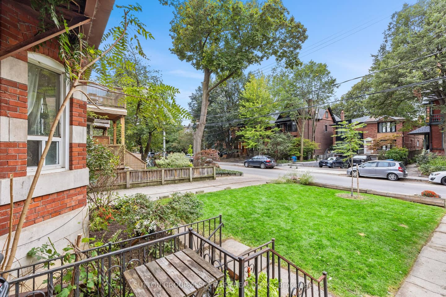 415 Brunswick Avenue, Toronto, ON M5R 2Z2