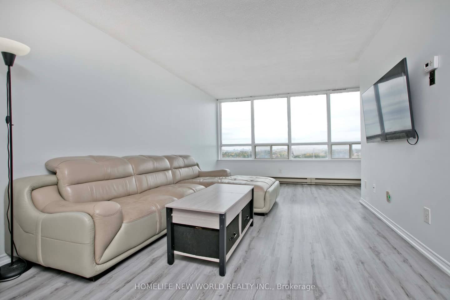 160 Alton Towers Circle 1204, Toronto, ON M1V 4X8