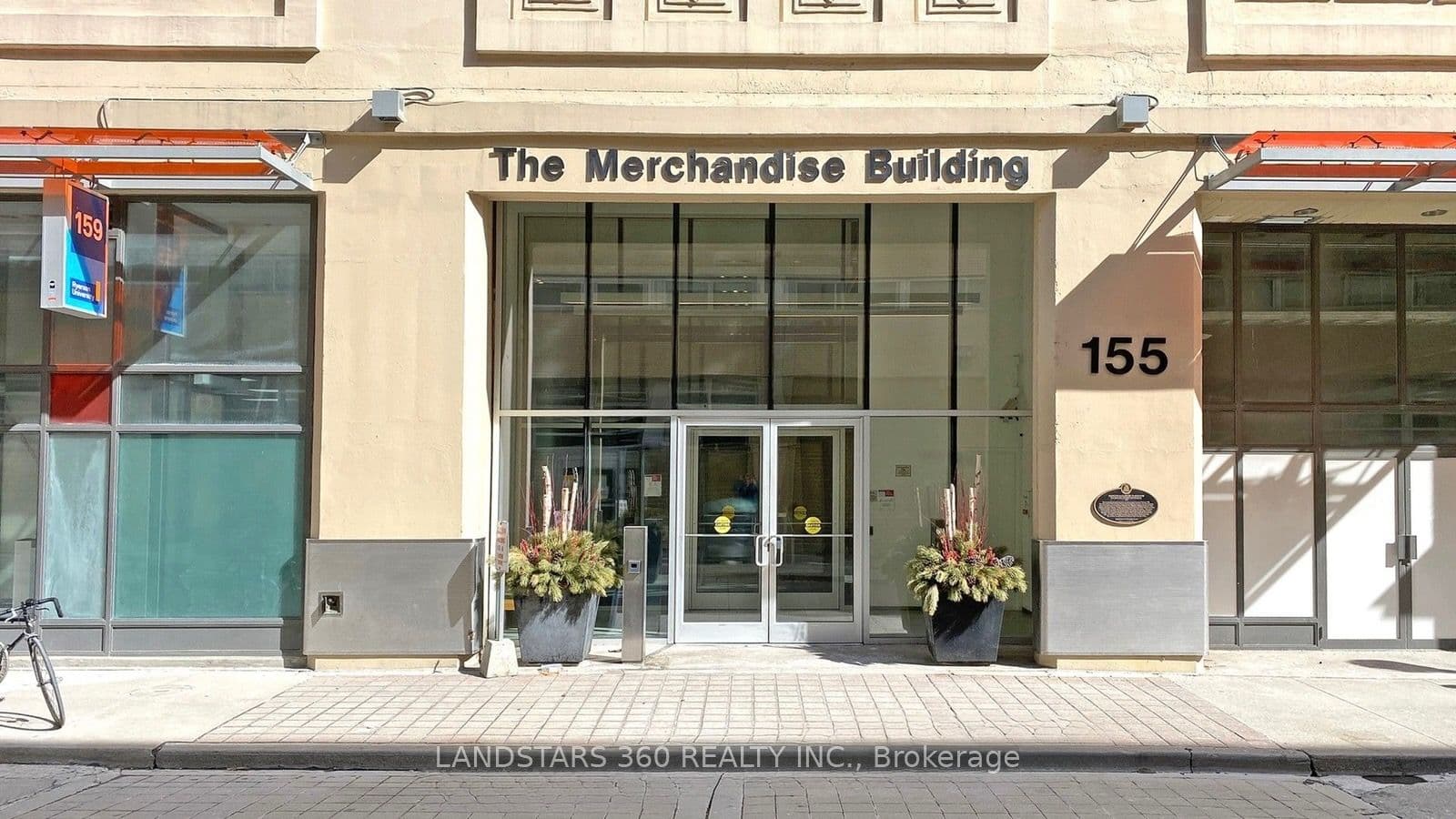 155 Dalhousie Street 926, Toronto, ON M5B 2P7