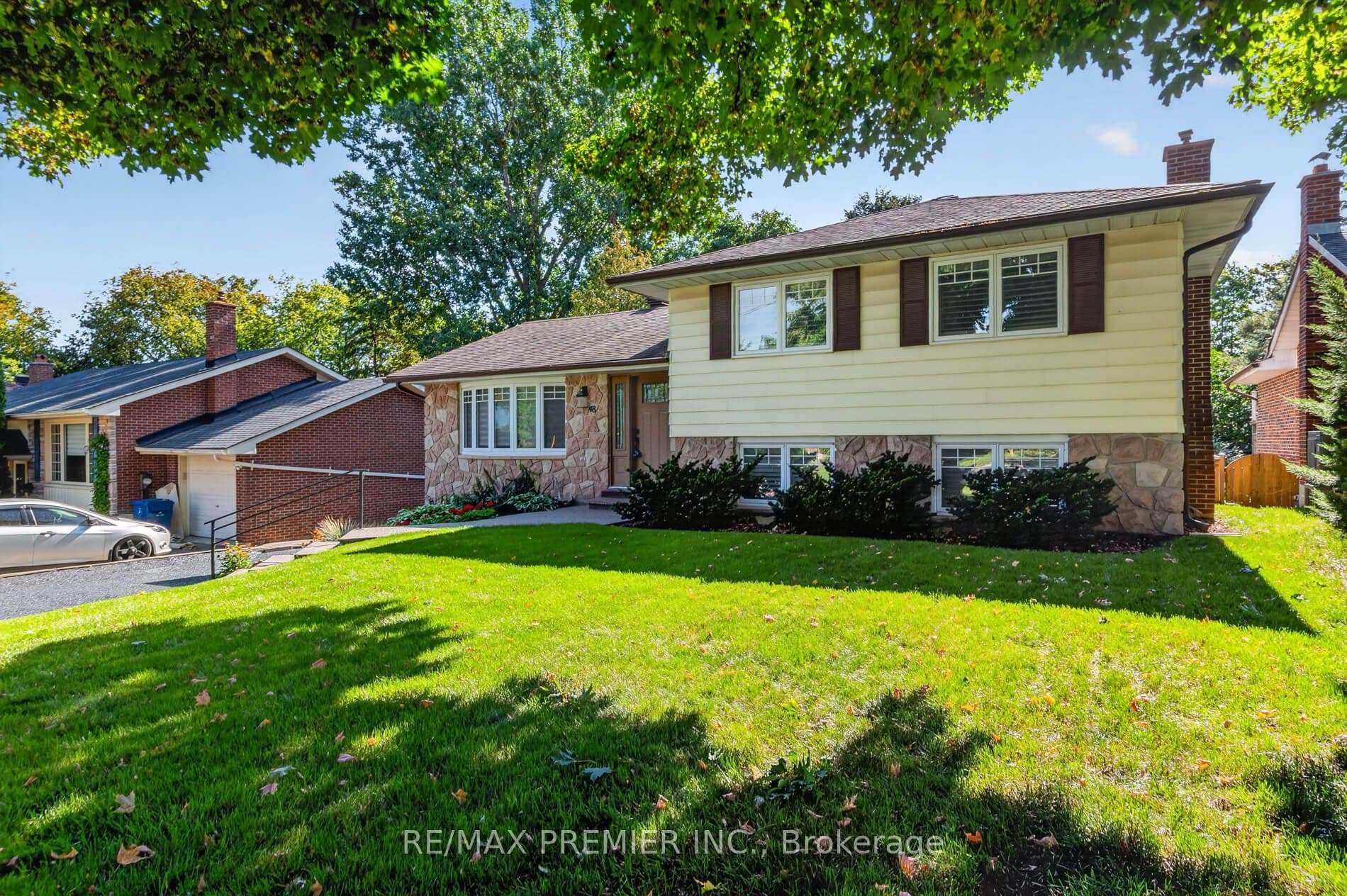 48 Chisholm Street, Orangeville, ON L9W 3S6