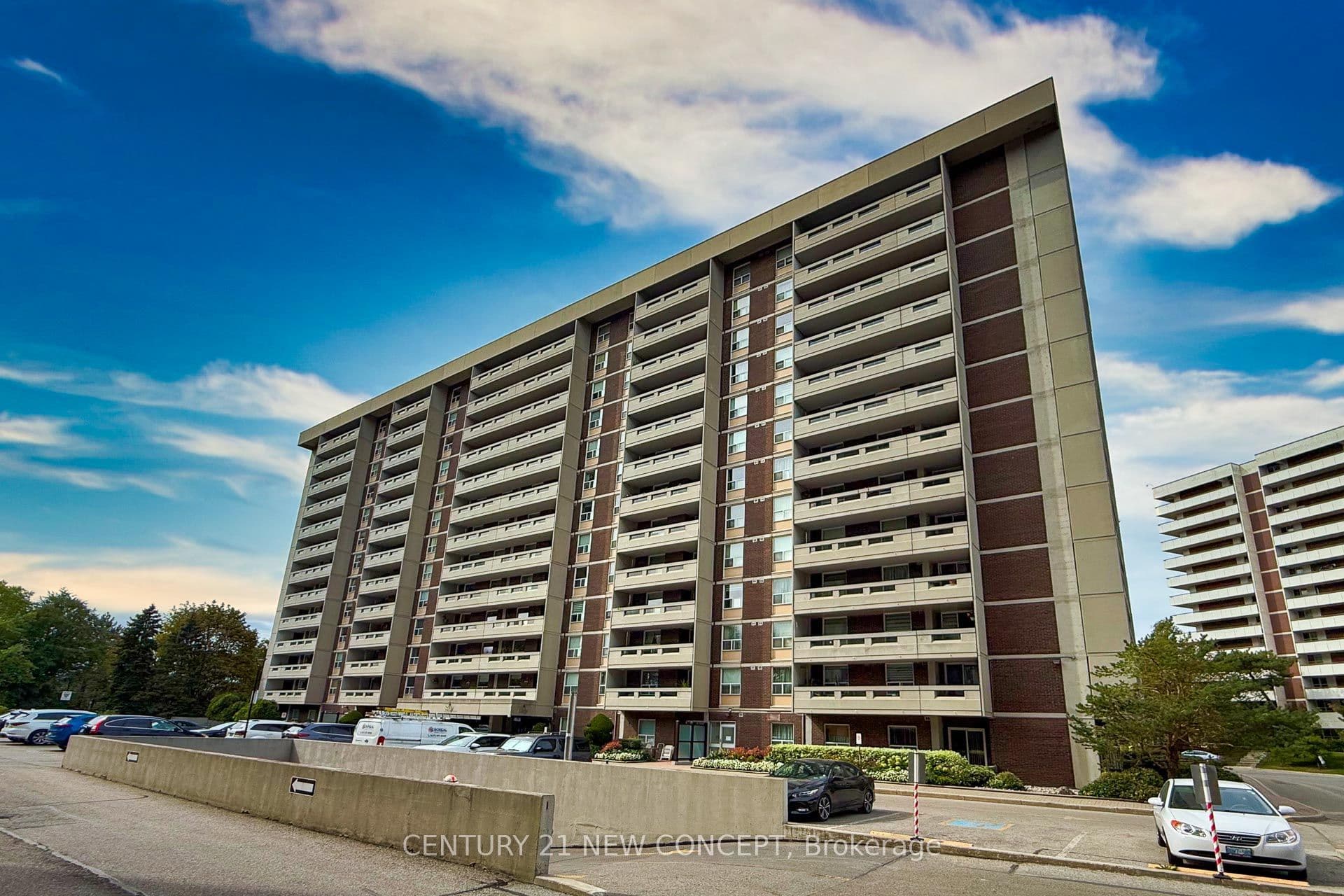 60 Inverlochy Boulevard 606, Markham, ON L3T 4T7