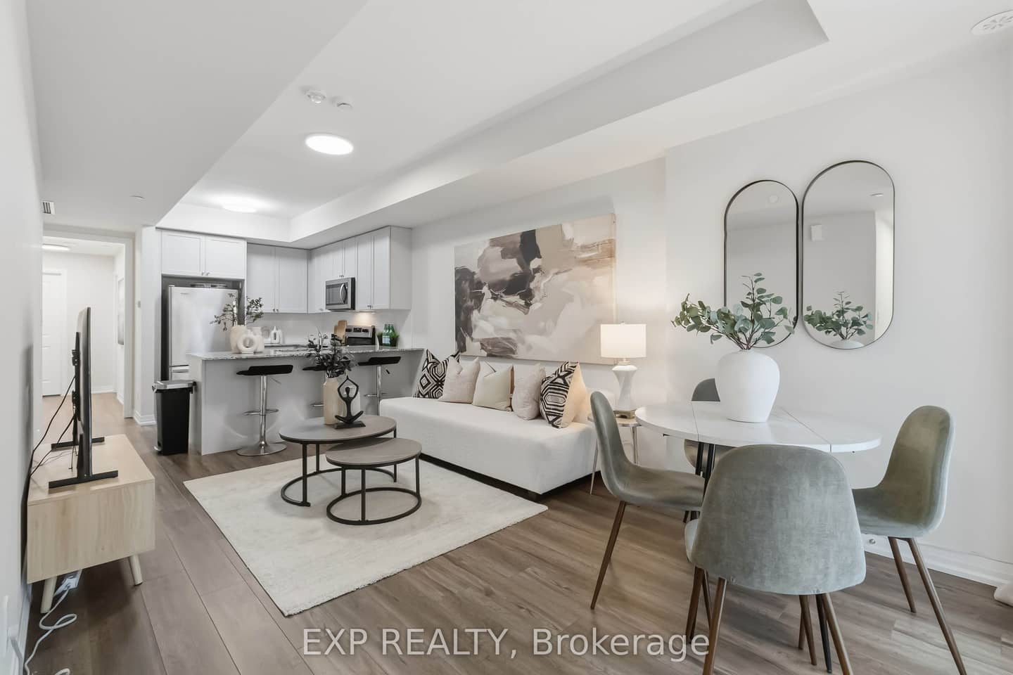 1569 Rose Way 118, Milton, ON L9E 1N4